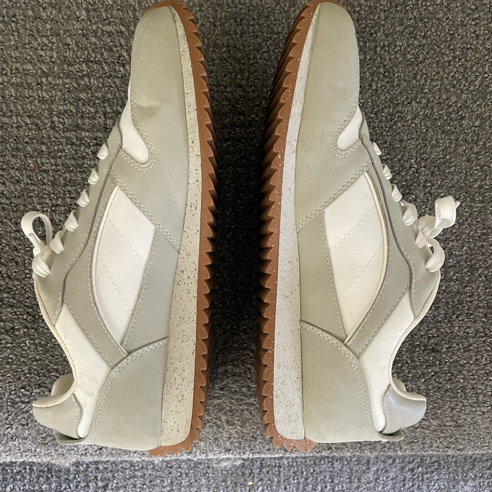 Steve Madden Sneakers